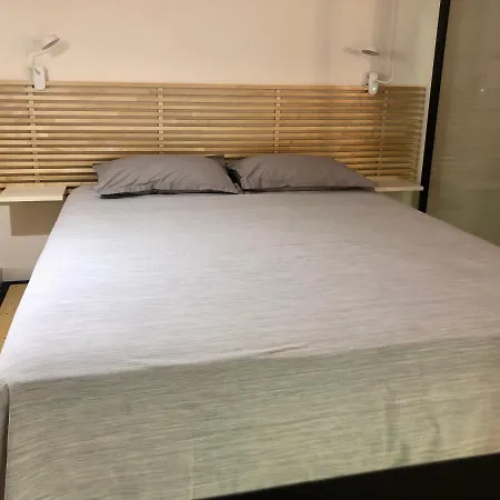 Centre - Superb With Mezzanine Apartment